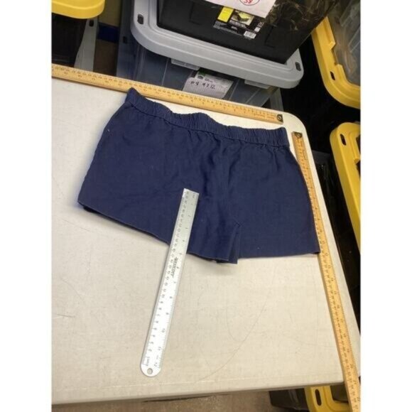 Grandpa mob wife clean girl office fairy coreJ. Crew Women's Chino Shorts Size 4 - Picture 2 of 4